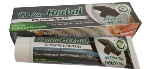 ACTIVATED CHARCOAL TOOTHPASTE 100ML DABURHERBAL
